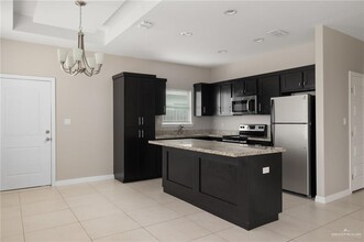 2912 Javalina Ave in Edinburg, TX - Building Photo - Building Photo