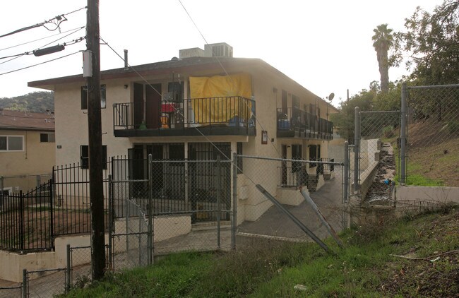 200-202 Avenue 58 in Los Angeles, CA - Foto de edificio - Building Photo
