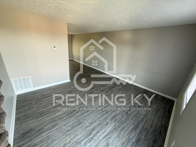 1645 Foxhaven Dr in Richmond, KY - Building Photo - Building Photo