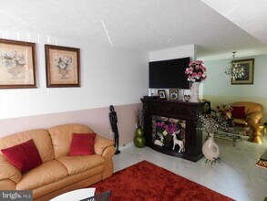 10483 Campus Way S in Upper Marlboro, MD - Building Photo - Building Photo