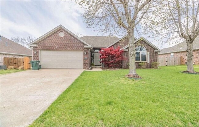 property at 2949 Bluegrass