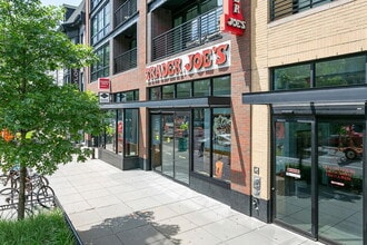 1450 Harvard St NW, Unit B in Washington, DC - Building Photo - Building Photo