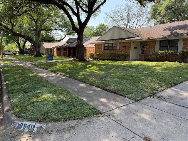 property at 10546 Mapleridge Dr