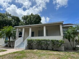 667 W Osceola St in Clermont, FL - Building Photo