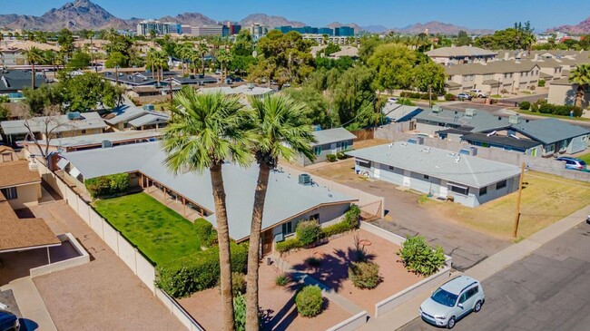 Glenrosa Apartments in Phoenix, AZ - Building Photo - Building Photo