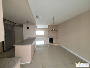 2518 S Sierra Madre in Palm Springs, CA - Building Photo - Building Photo