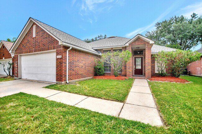 property at 15118 Red Cedar Cove Ln