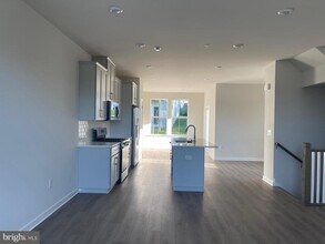 130 Abramo Victor Dr in Downingtown, PA - Building Photo - Building Photo