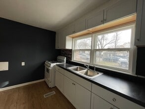 3642 Wisconsin St in Lake Station, IN - Building Photo - Building Photo