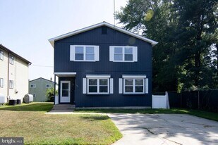 106 Haines Ave in Gloucester Township, NJ - Building Photo