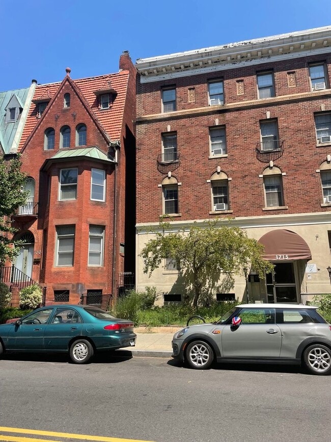 1715 P St NW