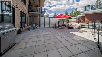 3220 Connaught Crescent in North Vancouver, BC - Building Photo