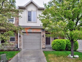 6698 Balfour Ln W in Murray, UT - Building Photo
