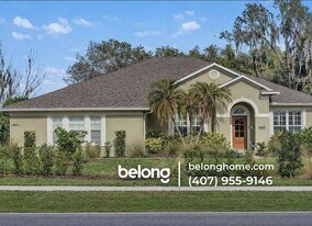 607 E Oakland Ave in Oakland, FL - Building Photo