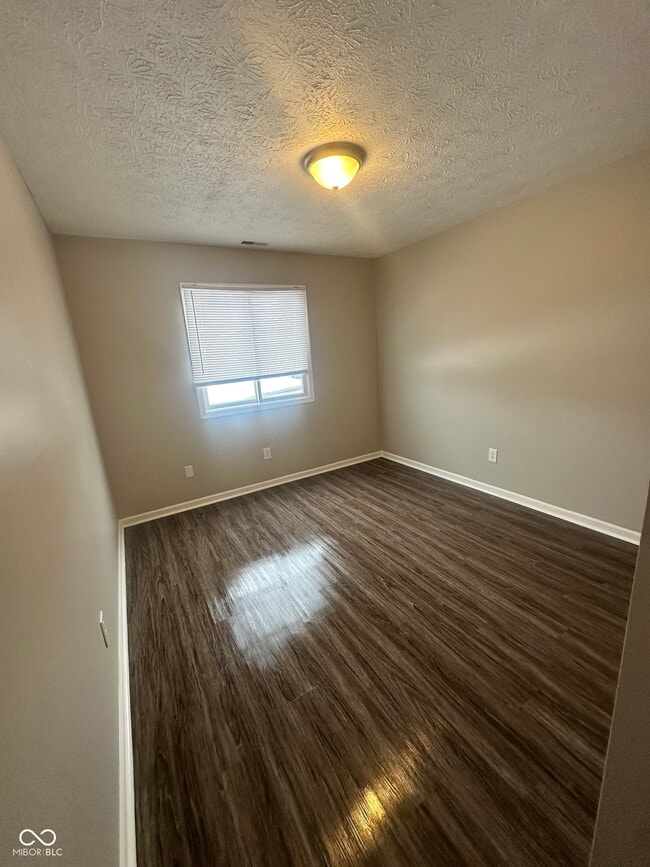 88 Keran Manor Ct in Greenwood, IN - Building Photo - Building Photo