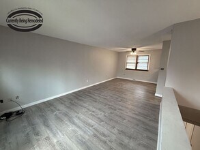 1712 Garden Dr in Columbia, MO - Building Photo - Building Photo