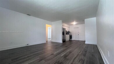 1344 NE 110th Terrace in Miami, FL - Building Photo - Building Photo