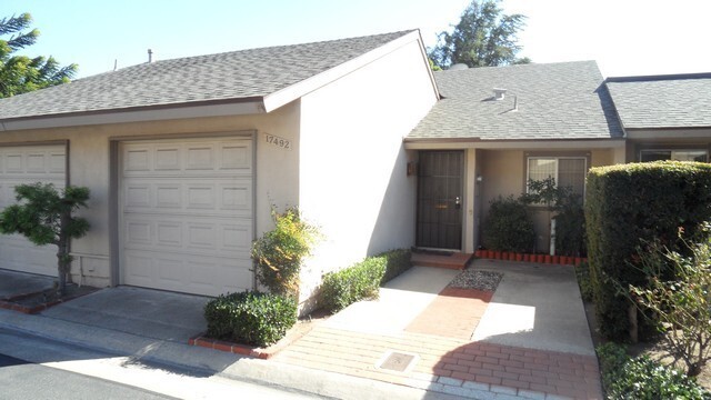 17492 Via Calma in Tustin, CA - Building Photo