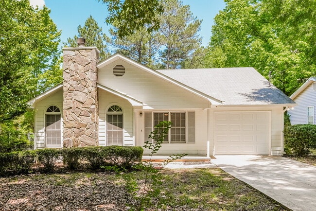 property at 465 Rosehill Dr