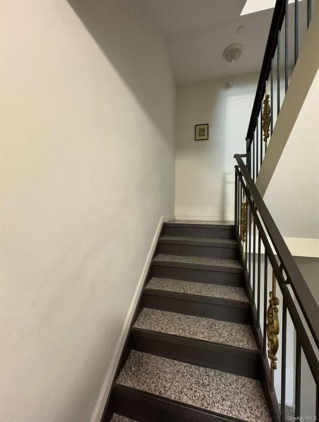 70-50 45th Ave in Queens, NY - Building Photo - Building Photo