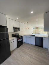 3201 NW 4th Terrace in Pompano Beach, FL - Building Photo - Building Photo