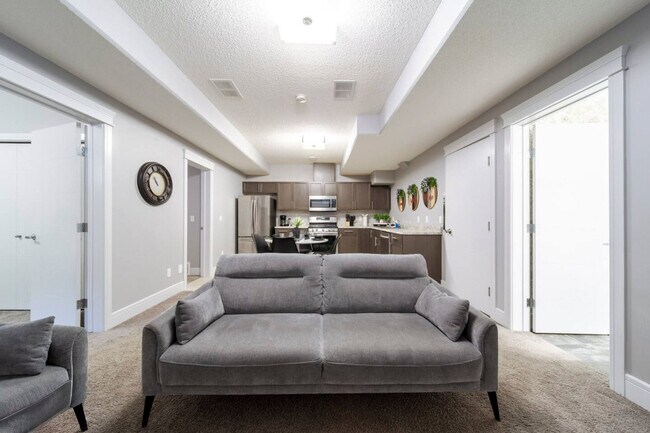 3573 Cherry Landing SW in Edmonton, AB - Building Photo - Building Photo