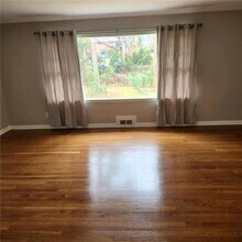 1049 Ormewood Ave SE in Atlanta, GA - Building Photo - Building Photo