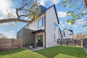 1508 Redd St in Austin, TX - Foto de edificio - Building Photo