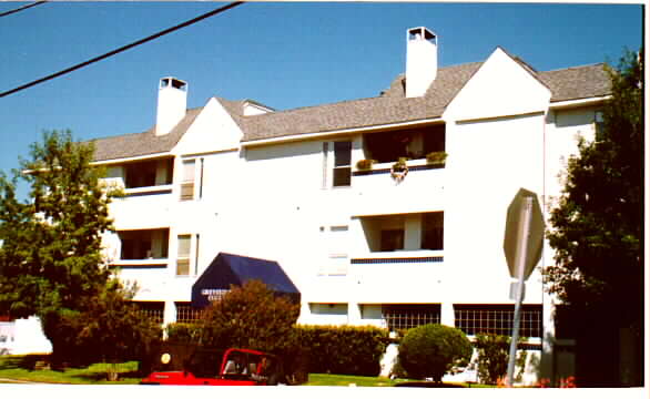 Greystone Court in Dallas, TX - Foto de edificio - Building Photo