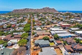 930 16th Ave in Honolulu, HI - Building Photo - Building Photo
