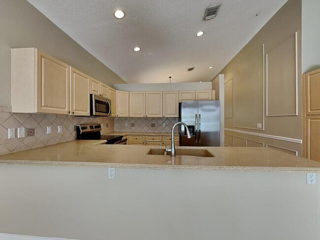 7610 NW 20th Dr