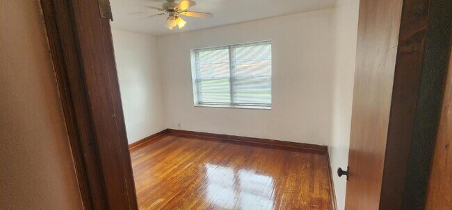 5803 Devonshire Ave in St. Louis, MO - Building Photo - Building Photo