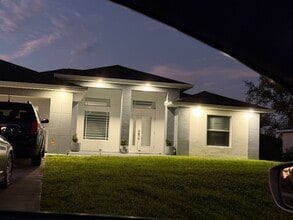 2812 13th St SW, Unit Studio in Lehigh Acres, FL - Building Photo - Building Photo