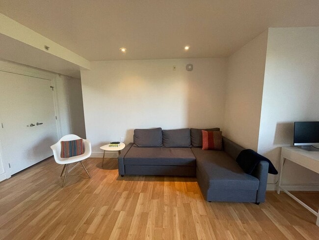 property at 800 4th Ave SW