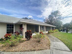 8310 W Lake Marion Rd in Haines City, FL - Building Photo - Building Photo