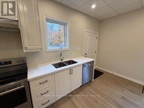 4795 19th Sideroad in King City, ON - Building Photo - Building Photo