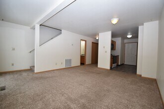 2451 Wheeler Dr in Bozeman, MT - Building Photo - Building Photo