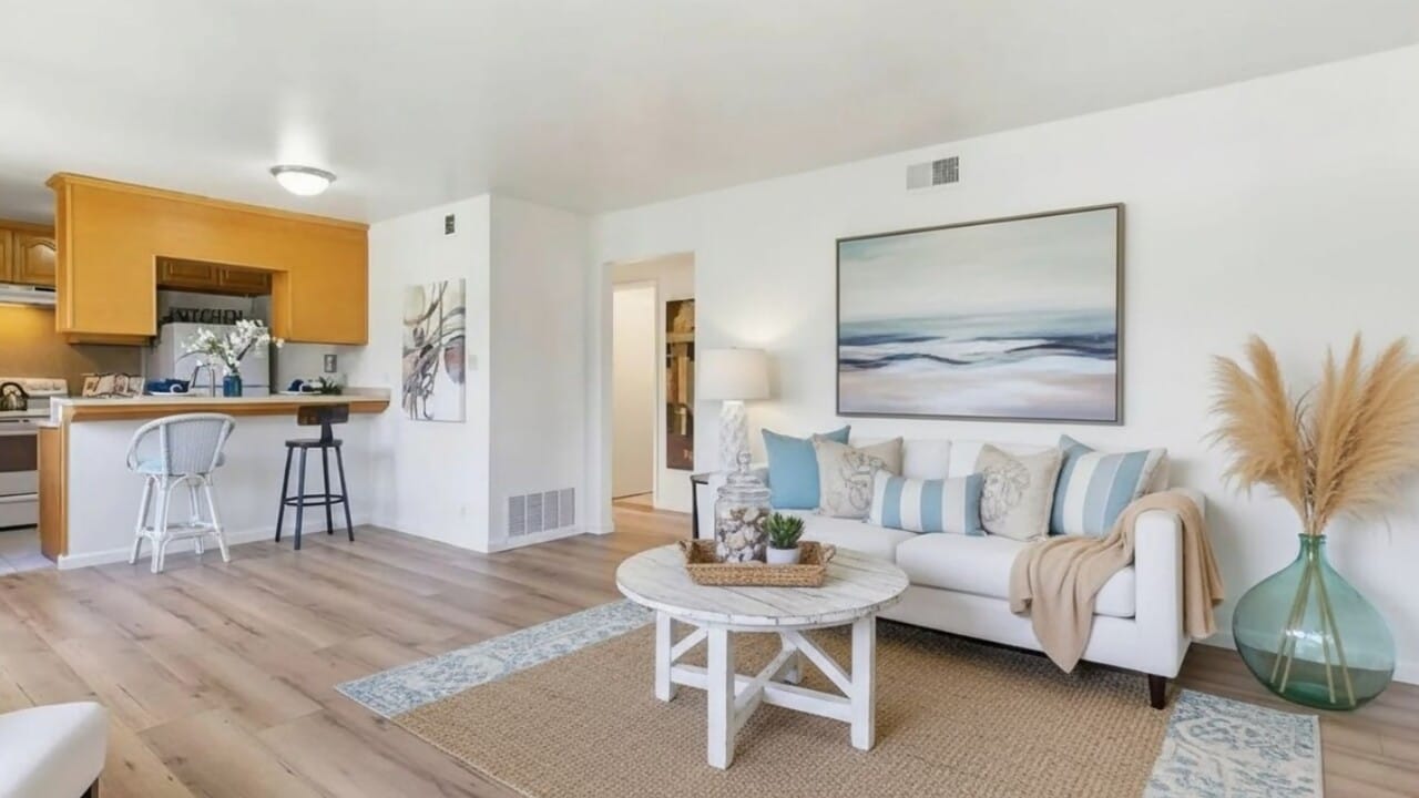 1694 Torrance St, Unit 2 in San Diego, CA - Building Photo