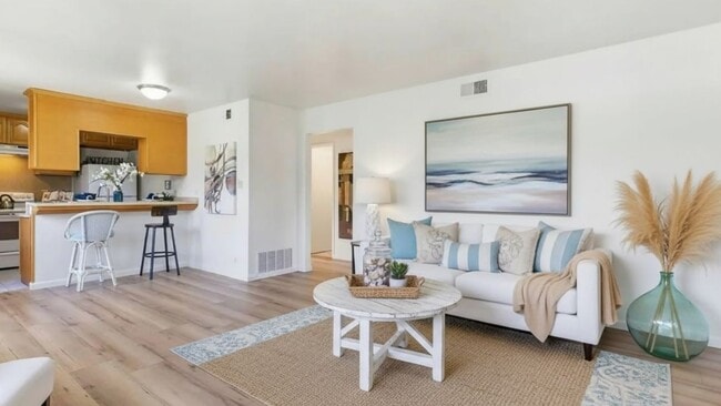 property at 1694 Torrance St