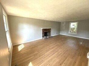 1 Brewster Dr in Needham, MA - Building Photo - Building Photo