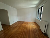 1404 Commonwealth Ave, Unit 1404 in Boston, MA - Building Photo - Building Photo