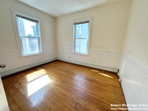 3 Folsom Ave, Unit 2 in Boston, MA - Building Photo - Building Photo