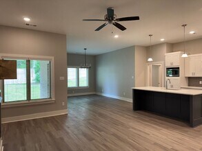 5021 Springwood Cir in Bryant, AR - Building Photo - Building Photo