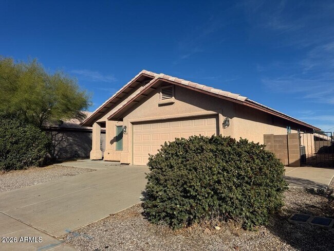 1053 Monte Vista Ave in Sierra Vista, AZ - Building Photo - Building Photo