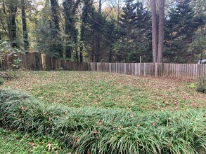 217 Morehead St in Morganton, NC - Building Photo - Building Photo