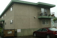 8353 13th Ave NW in Seattle, WA - Foto de edificio - Other