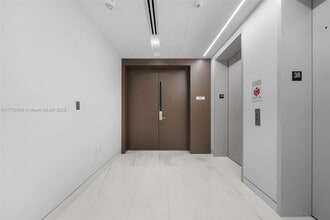 300 Biscayne Boulevard Way, Unit # 3801 in Miami, FL - Building Photo - Building Photo