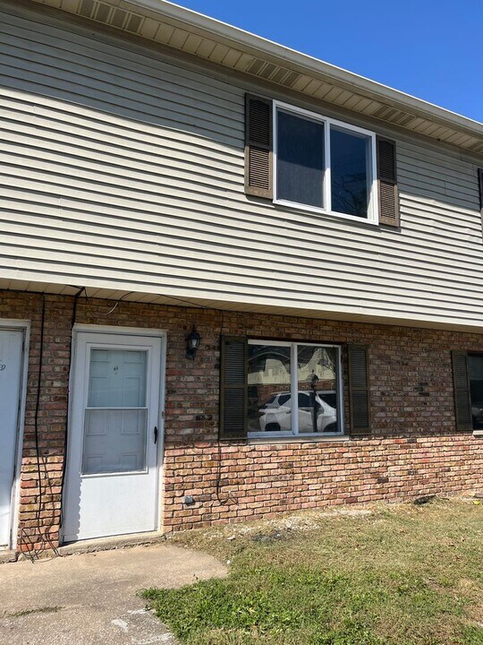 13053 Walnut Point in Elsah, IL - Building Photo