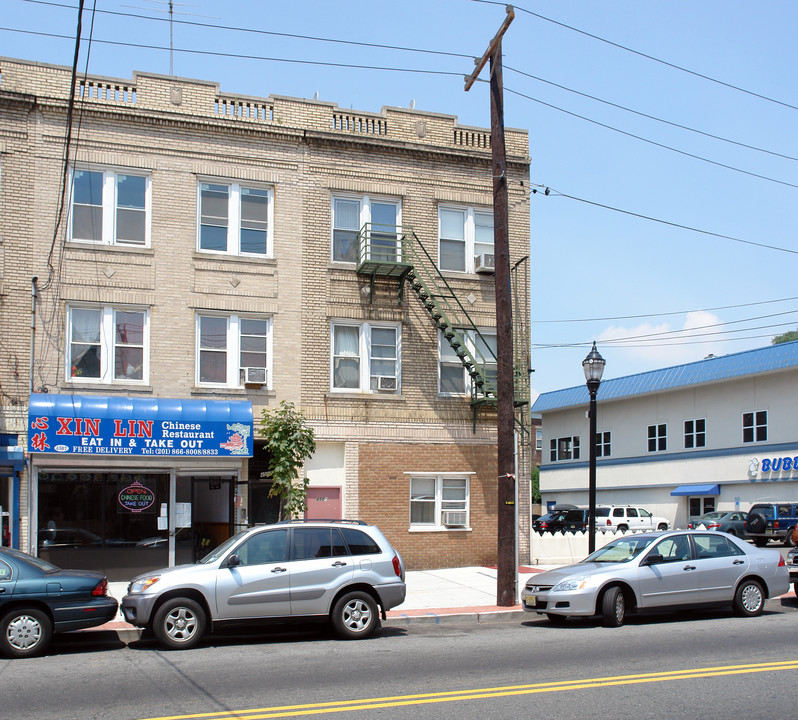 4509 Park Ave in Union City, NJ - Building Photo