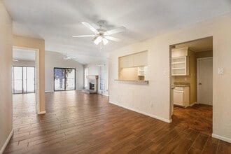 18522 Glen Briar Ln in Houston, TX - Building Photo - Building Photo